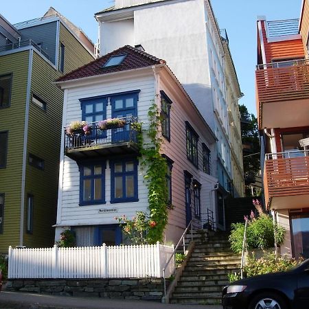 Historic Bergen House, Right In The Middle Of Everything! Экстерьер фото